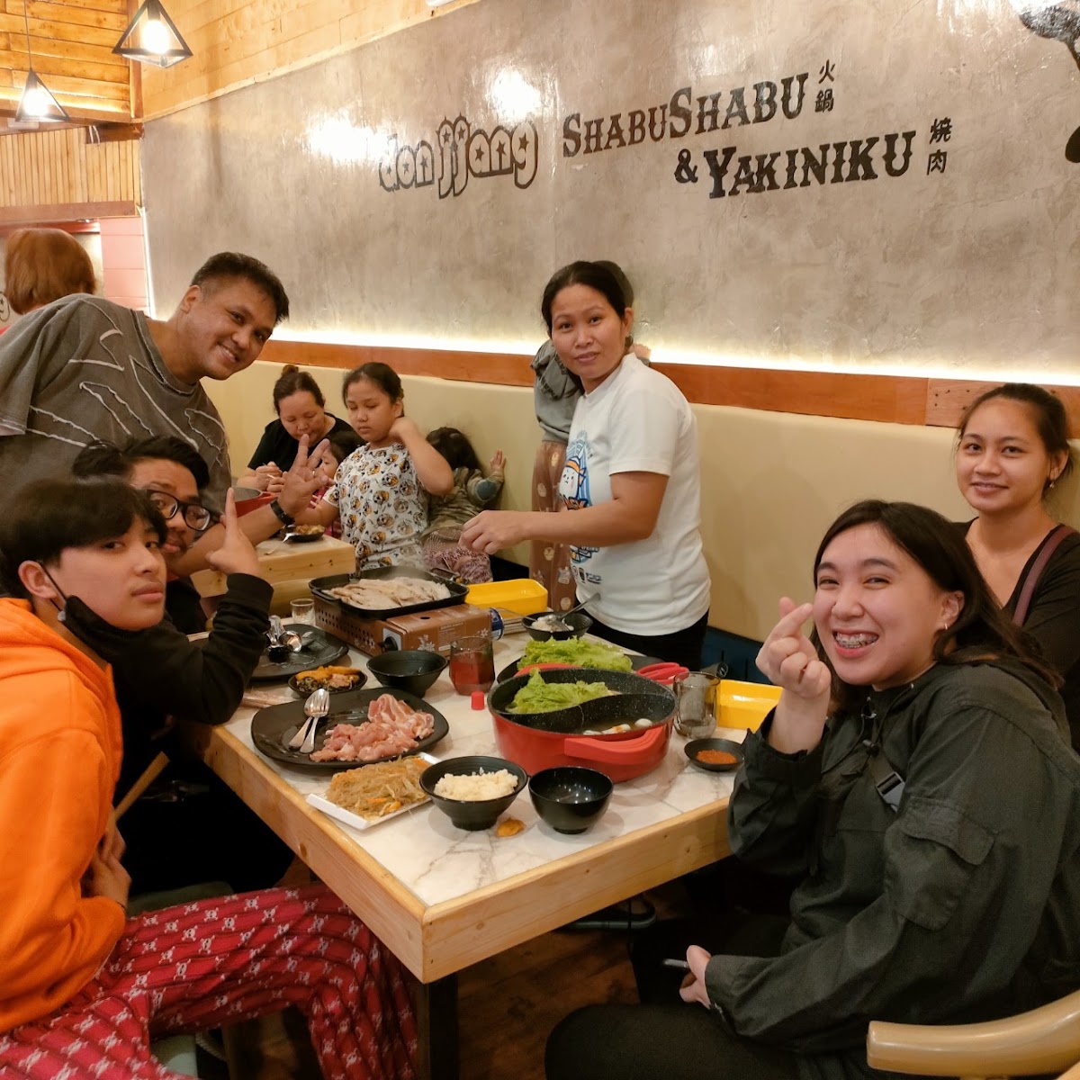 Donjjang Samgyupsal, Bonifacio Branch