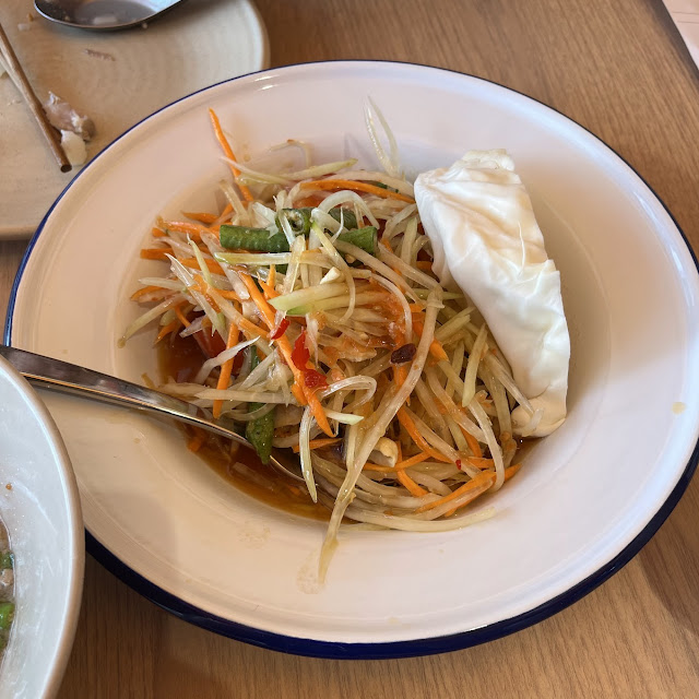 Som Tum Thai Thai Papaya Salad