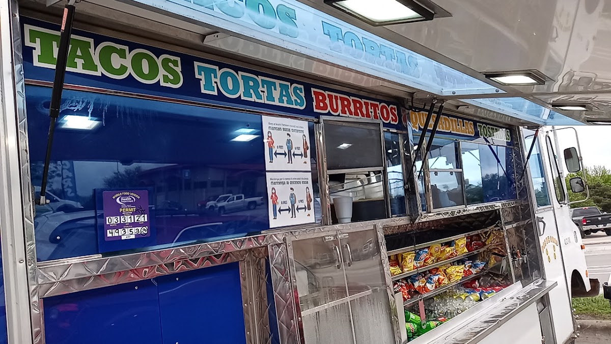 Dos de Oros Taco Truck