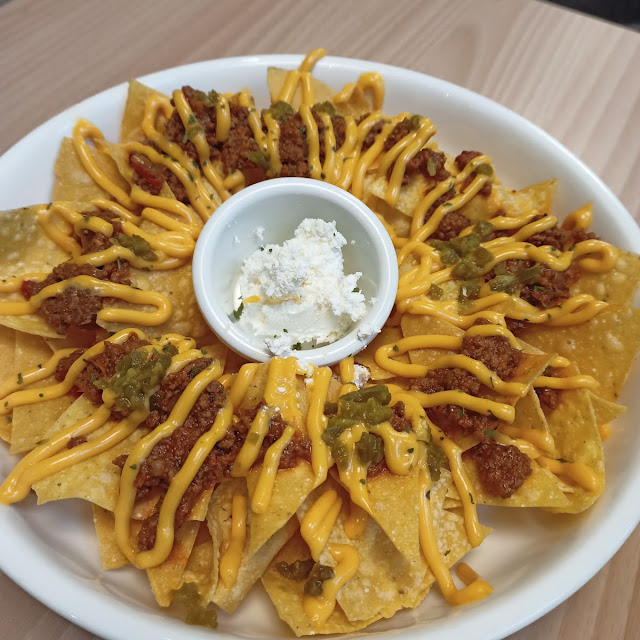 Cheesy Beef Nachos