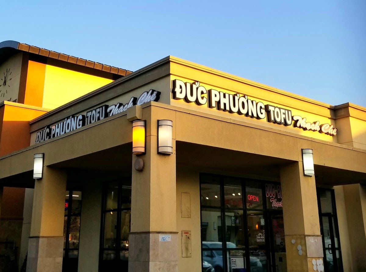 Duc Phuong Tofu