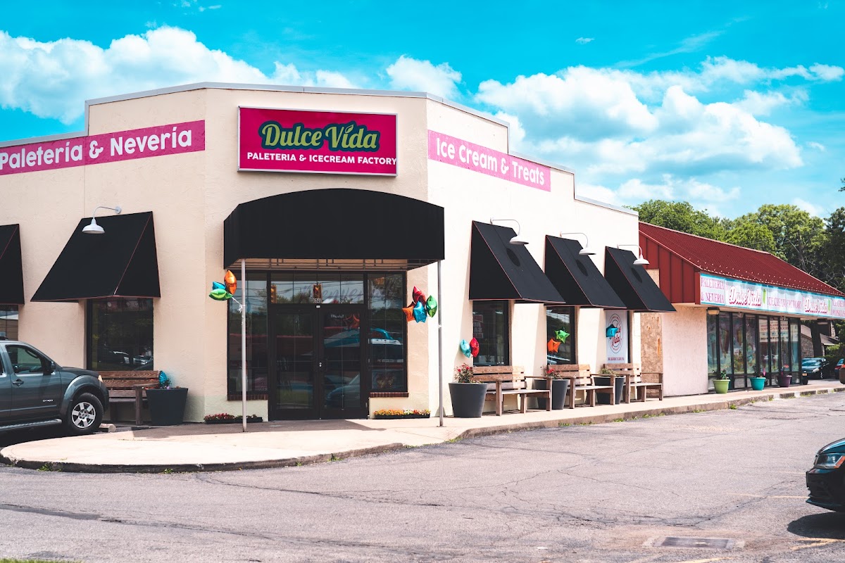 Dulce Vida Ice Cream Factory