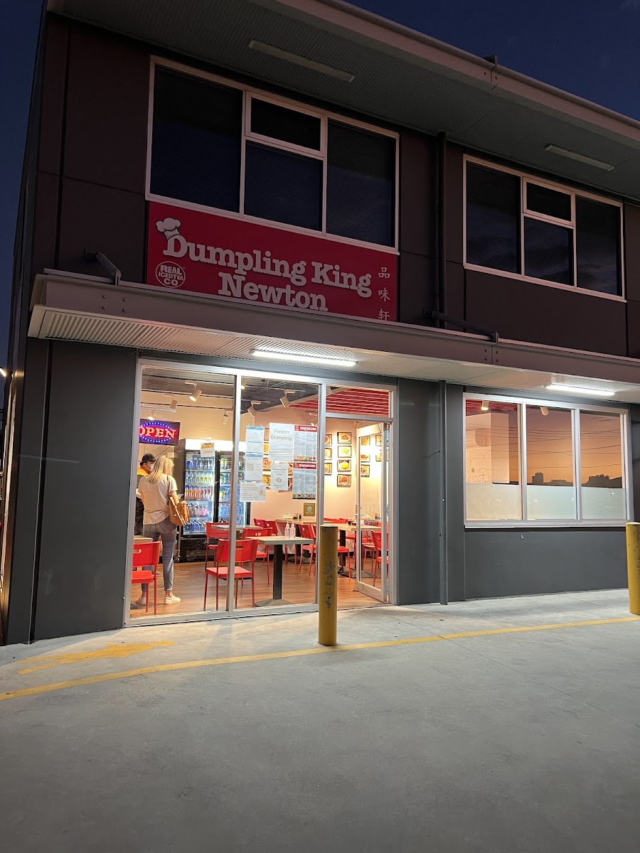 Dumpling King - 1/2 Louis Cres