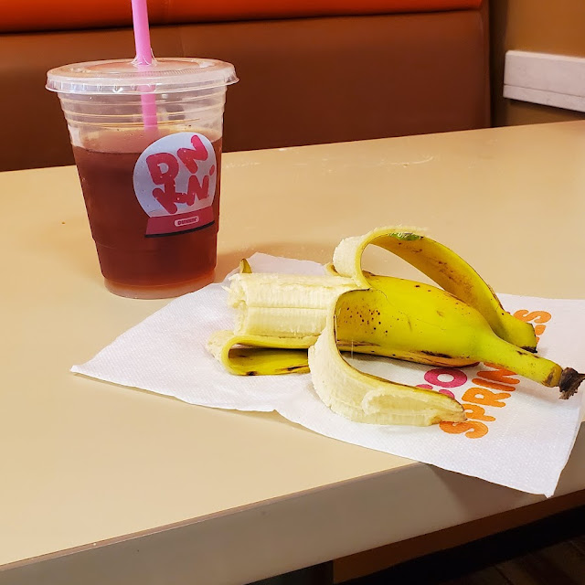 Banna and Iced Tea