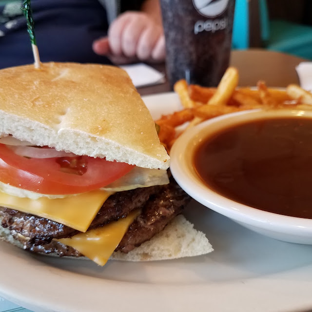 Cheeseburger & Fries