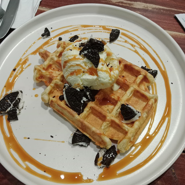 Waffle Black Crunchy