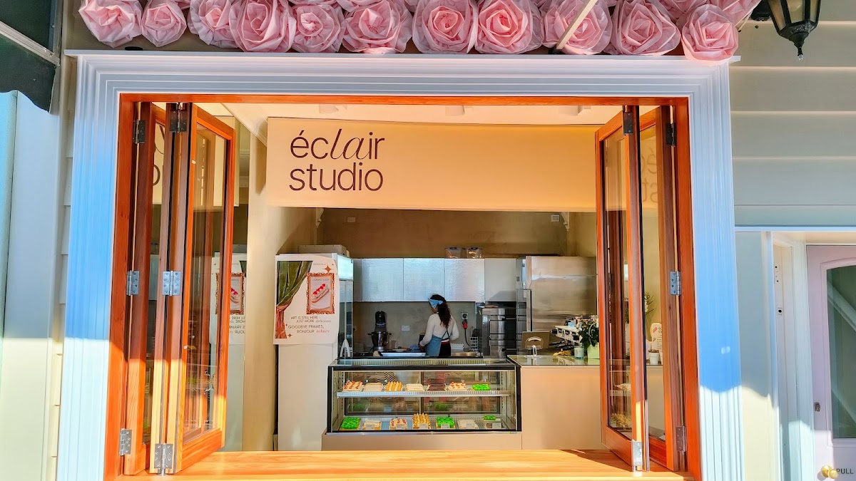 Eclair Studio