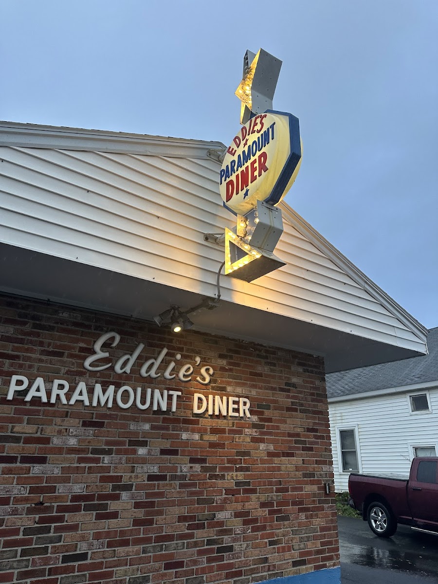 Eddie's Paramount Diner