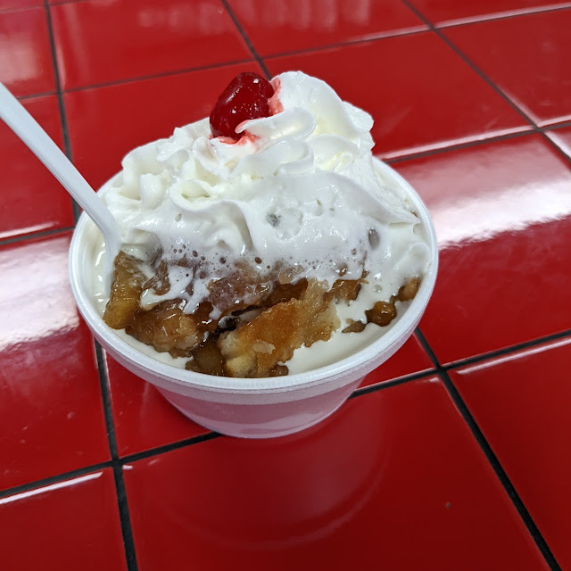 Warm Apple Pie Sundae
