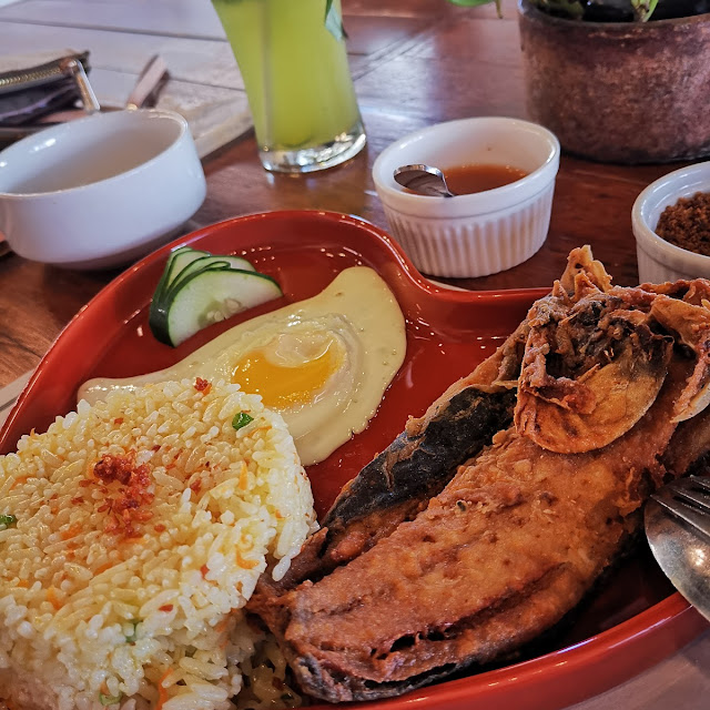 Boneless Bangus Breakfast