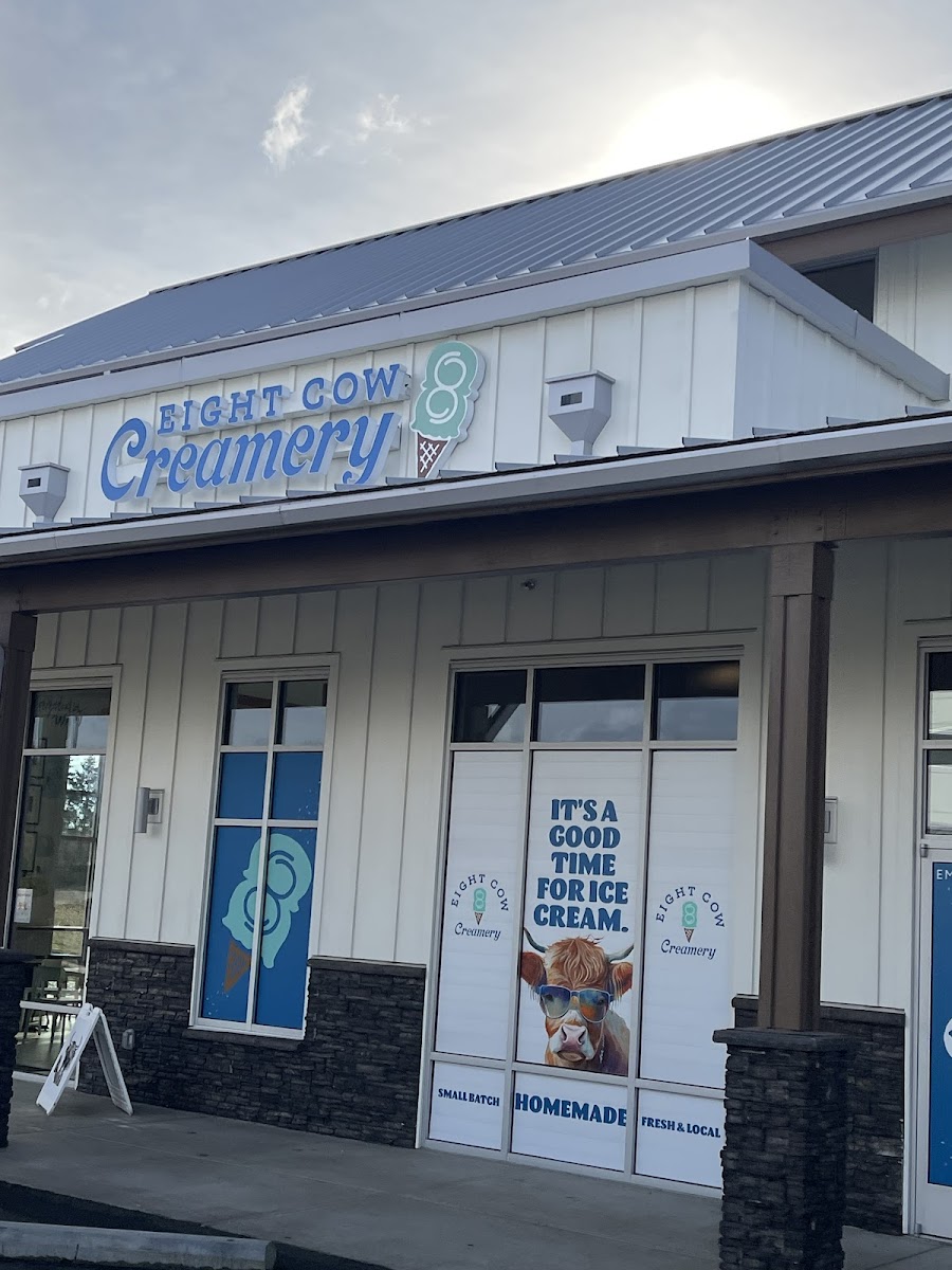 Eight Cow Creamery