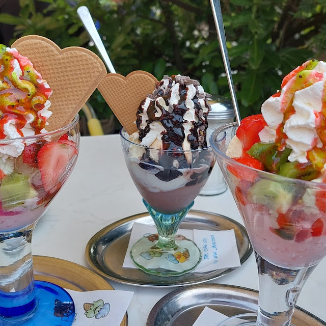 Erdbeer Kiwi Becher Und Schokobecher