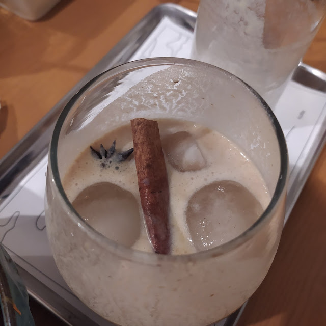 Sphere Caramel Kurma
