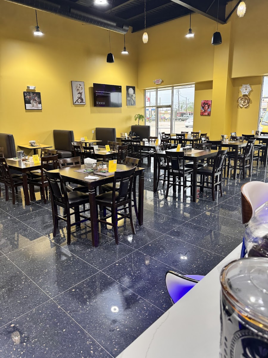 EJIDE AFRICAN RESTAURANT AND BAR