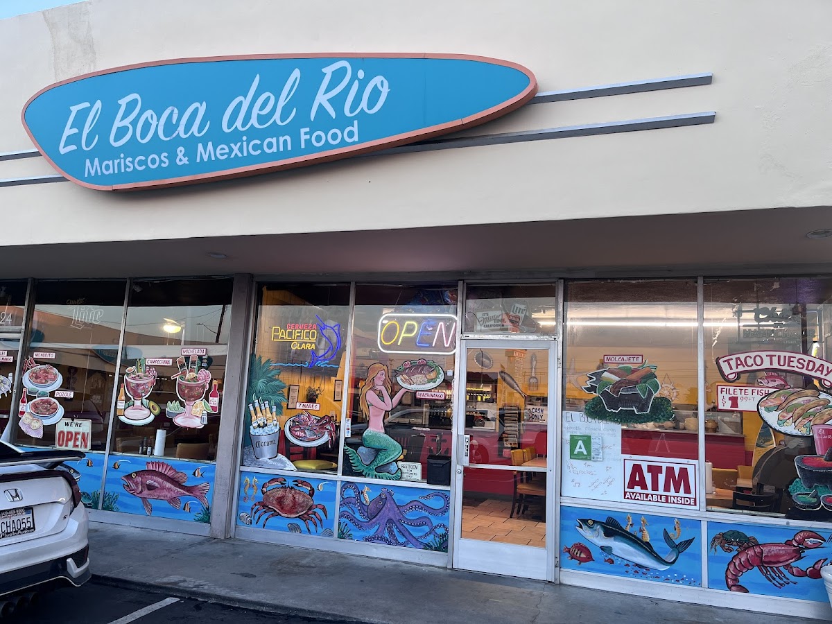 El Boca del Rio Restaurant
