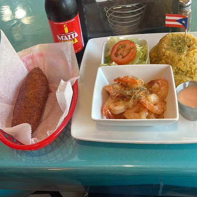 Camarones Al Ajillo Mofongo