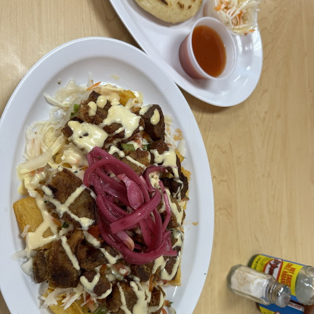 Carne Con Tajadas