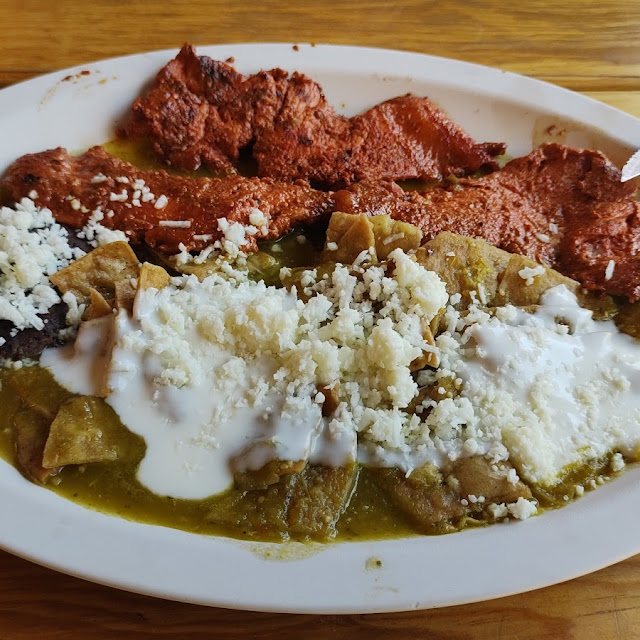 Chilaquiles Con Cecina Enchilada