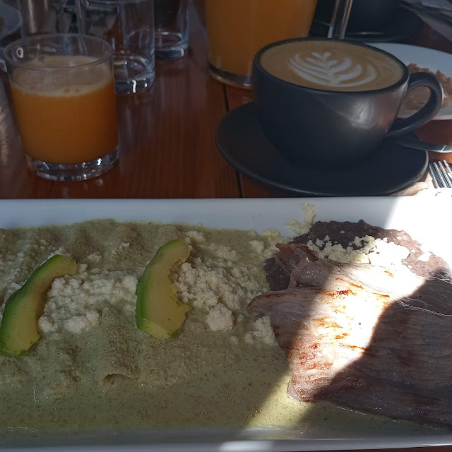 Enchiladas Con Cecina
