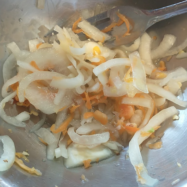 Onion & Habanero Slaw