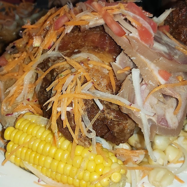 Mixto Chicharron de Cerdo Y Arrollado