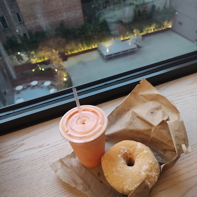 Donut Y Batido de Papaya
