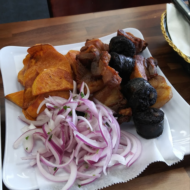 Chicharron Y Relleno