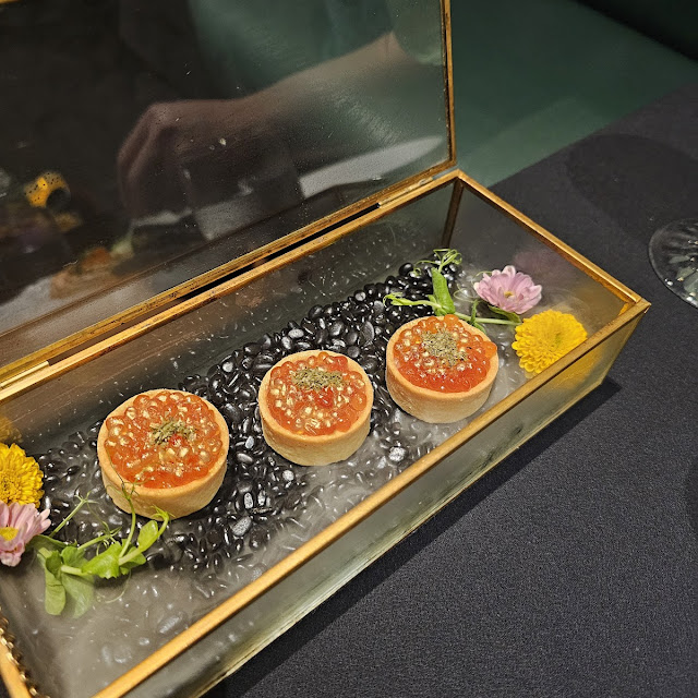 Smoked Maguro Ikura Tartelette