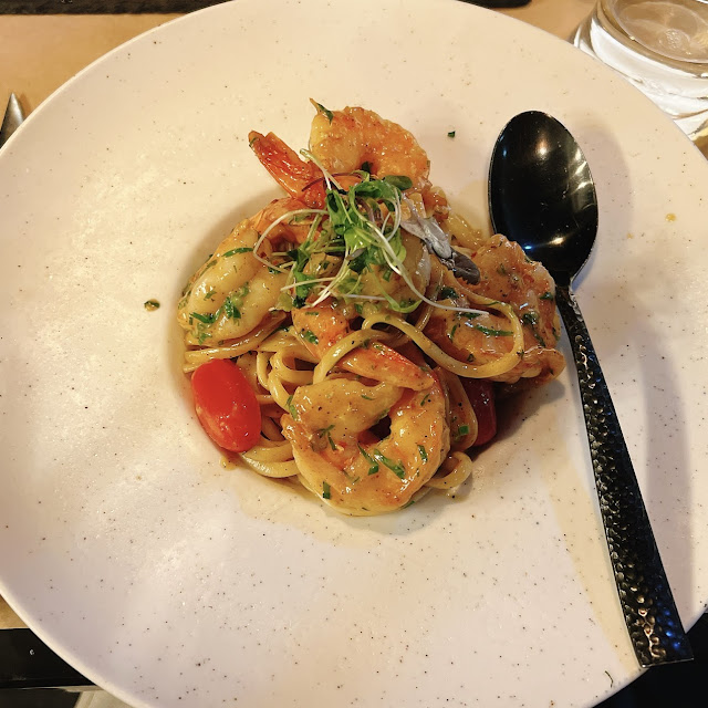 Creamy Spicy Prawn Linguine