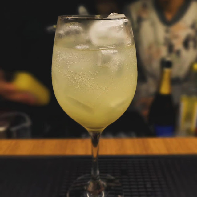 Limoncello Spritz