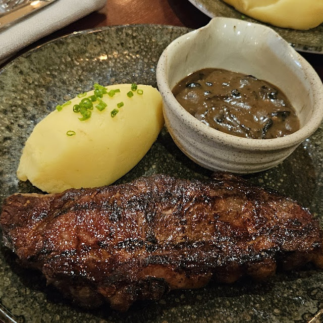 Striploin with Mushroom Sauce