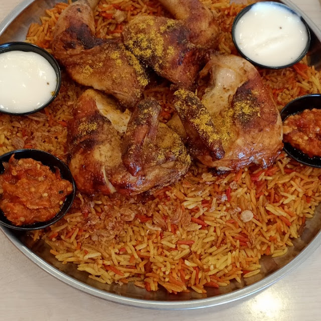 Paket Nasi Biryani Dan Roasted Chicken