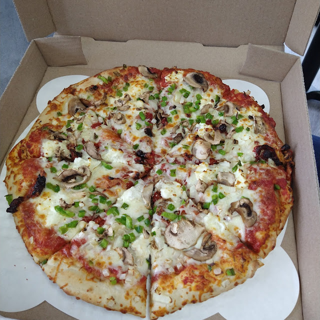 Customized Pizza