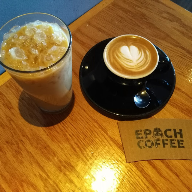Macchiato and Iced Tea
