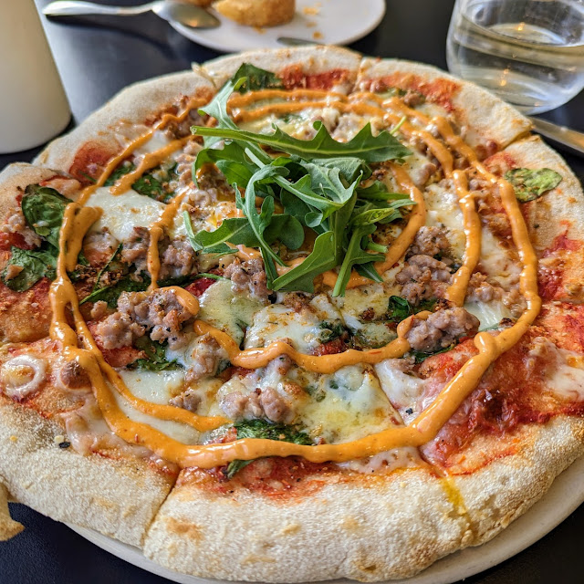 Breakfast Pizza