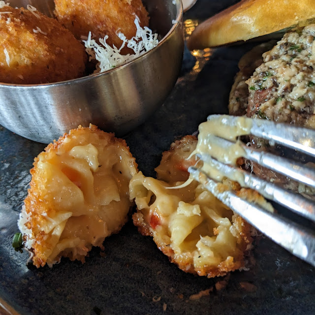Mac and Cheese Balls