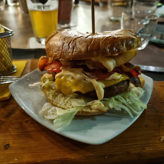 Black Angus Burger