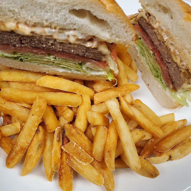 Cheeseburger Deluxe