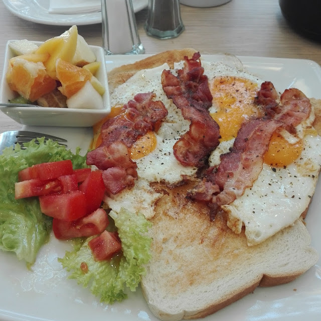 American Breakfirst