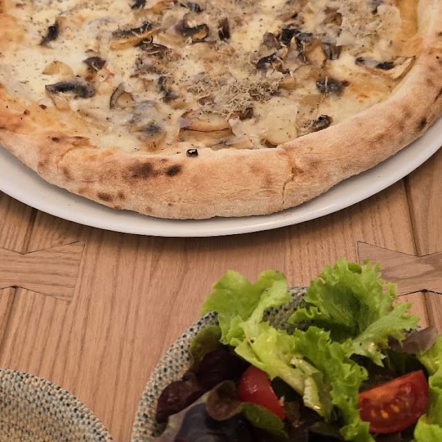 Pizza S Lanýžem