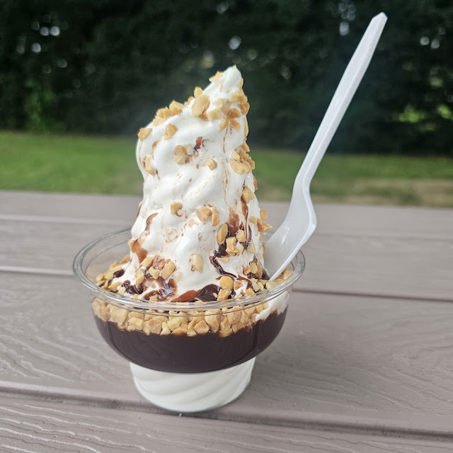 Large Sundae