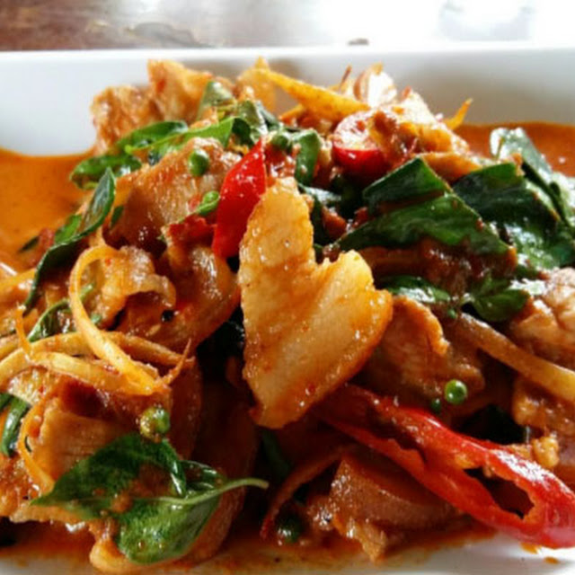Pad Ped Moo Paa