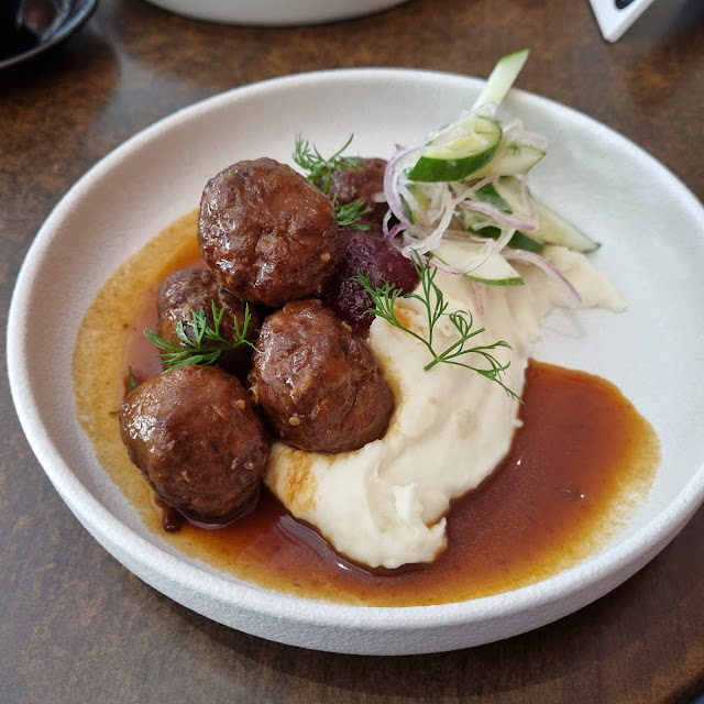 Scandinavian Meatballs