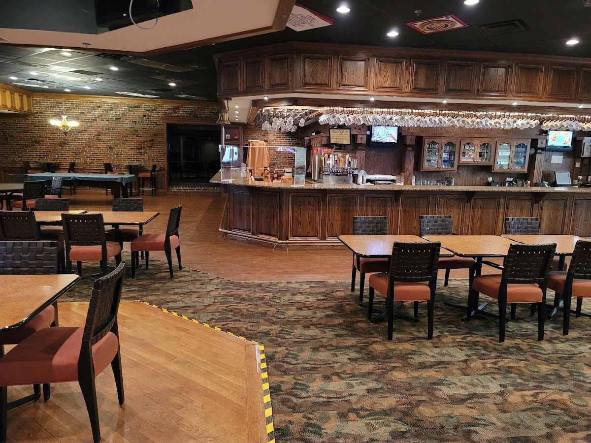 Fiddlers' Green Bar & Grill