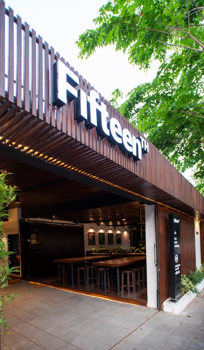 Fifteenth Cafe by Mark Design