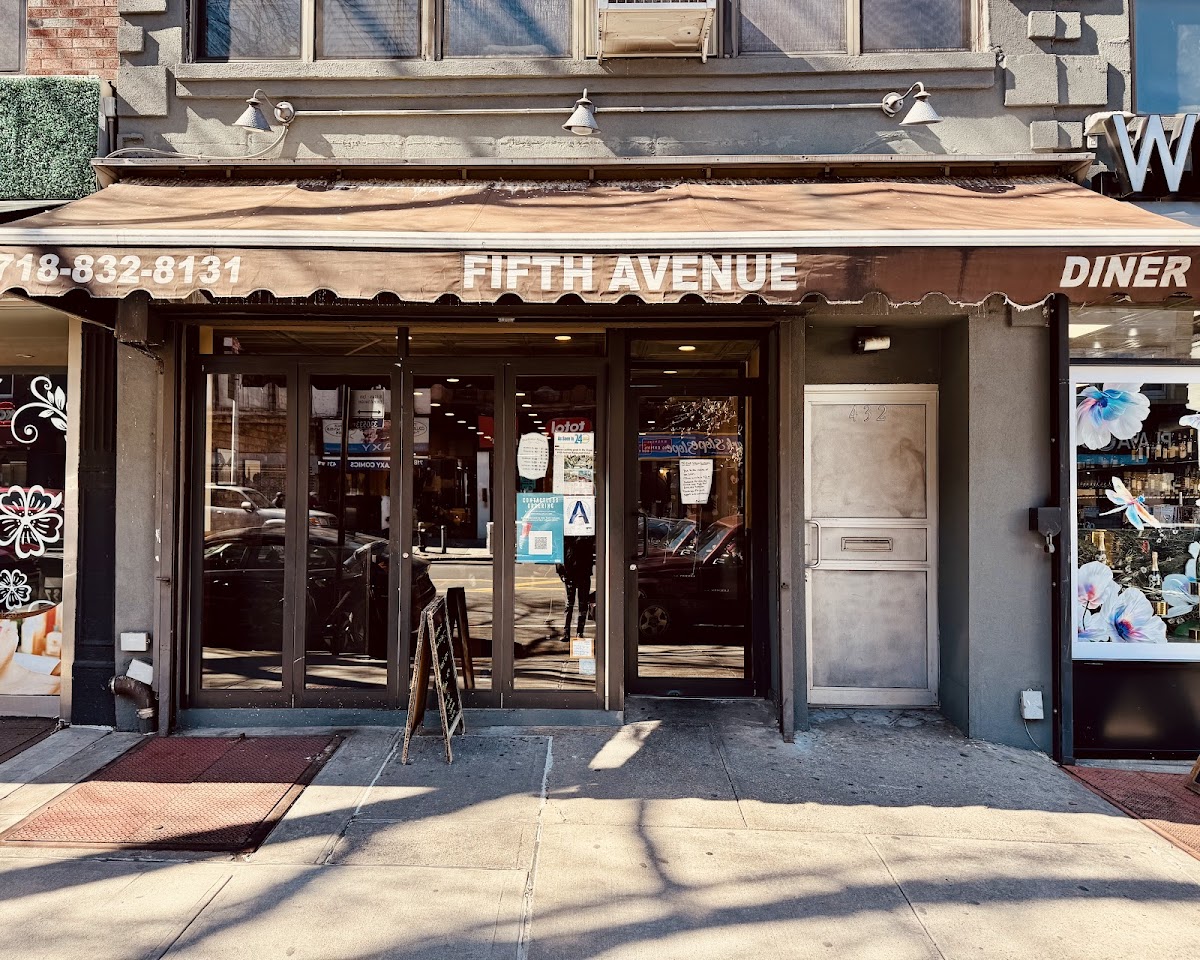 Fifth Avenue Diner