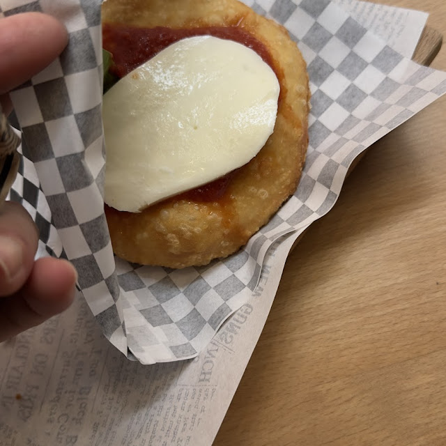 Fried Pizza