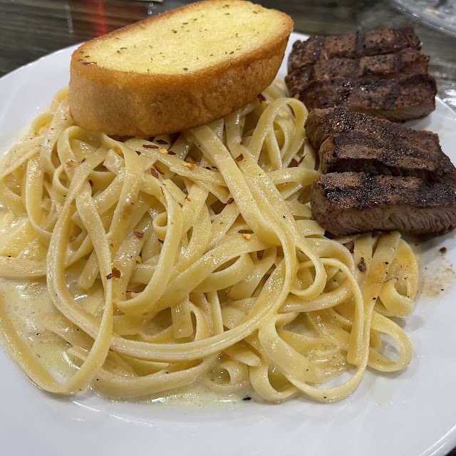 Fettuccini Alfredo with Steak