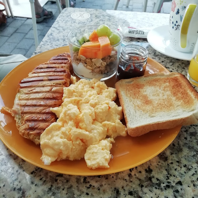 Continental Breakfast
