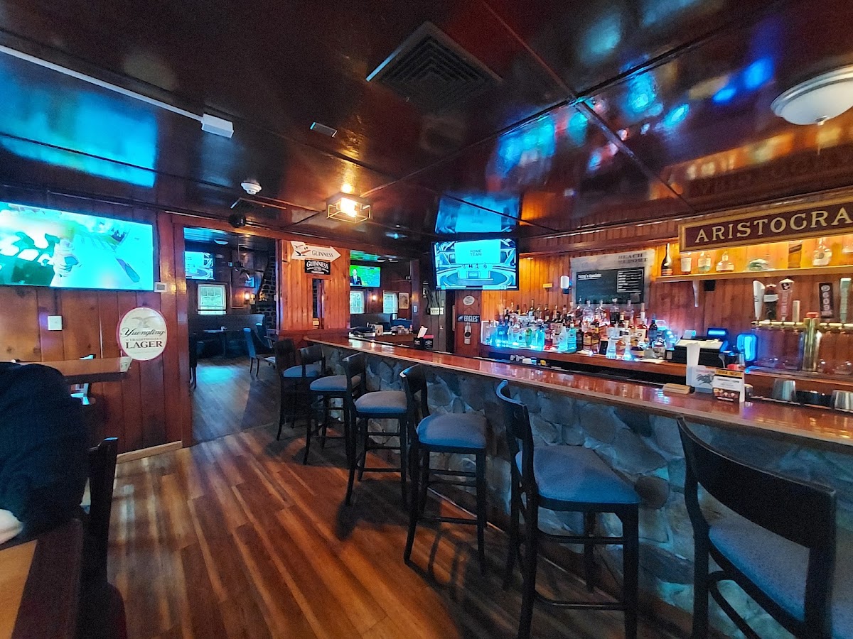 Flanagan's Pub & Grille